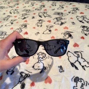 Ray-Ban Classic Black Sunglasses